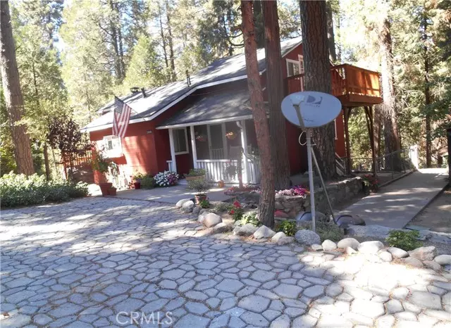 23648 Shady LN, Crestline, CA 92325