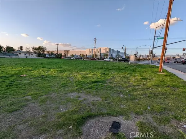 Bloomington, CA 92316,10410 Cedar AVE