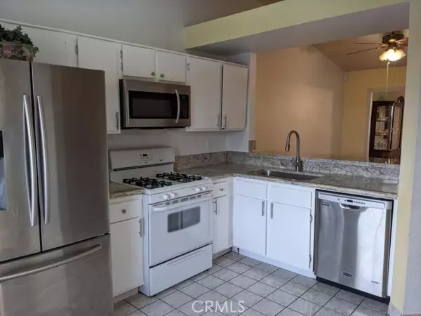 Rosamond, CA 93560,1301 Bradford AVE