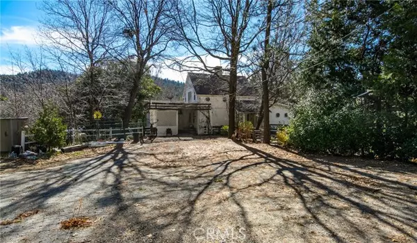 Crestline, CA 92325,23655 Hillside DR