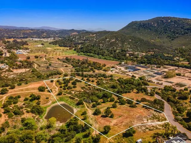 27209 Cool Water Ranch RD, Valley Center, CA 92082