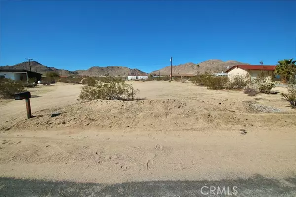 Joshua Tree, CA 92252,4752 La Flora Desierta