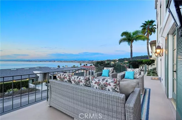 Palos Verdes Estates, CA 90274,528 Via Almar