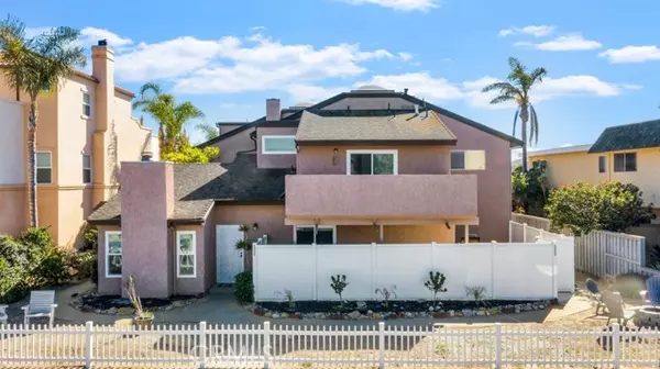 Oxnard, CA 93035,5356 Driftwood ST