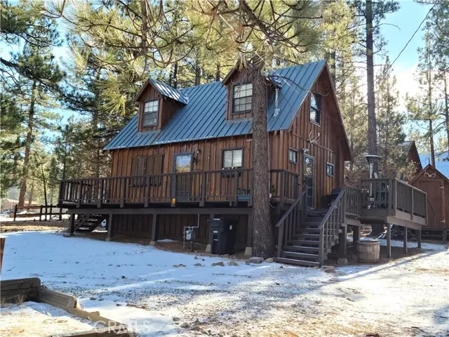 301 Dawn DR, Big Bear City, CA 92314