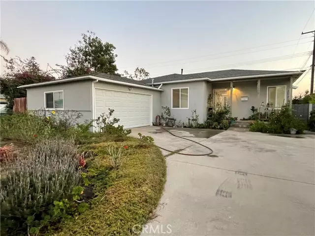 7792 Ledon WAY, Midway City, CA 92655