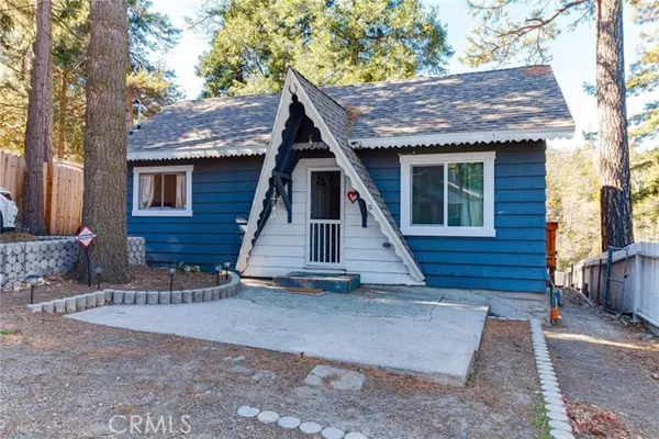 Crestline, CA 92325,470 Tetley LN