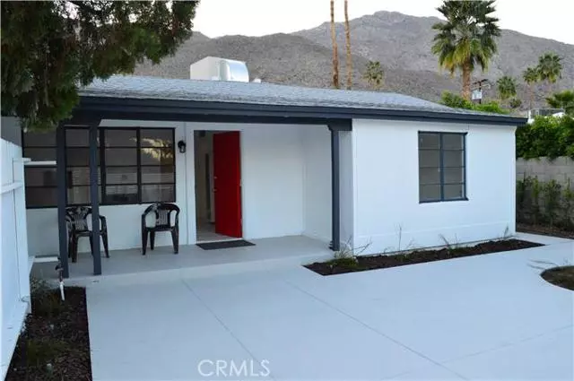 221 Avenida Ortega, Palm Springs, CA 92264