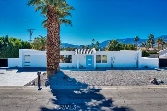 3187 E Ventura RD, Palm Springs, CA 92262