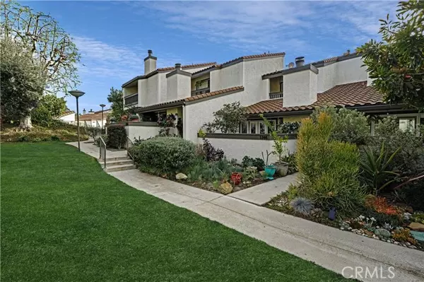 Pacific Palisades, CA 90272,1744 Palisades DR