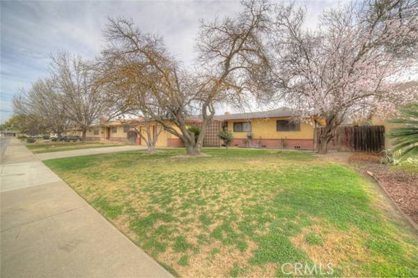 414 S 4th ST, Kerman, CA 93630