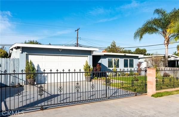 9509 Shade LN, Pico Rivera, CA 90660