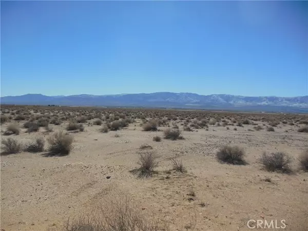 Lucerne Valley, CA 92356,54 Cuarto