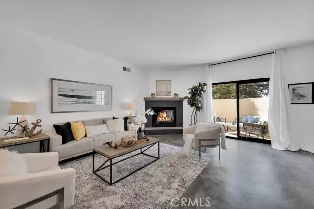 139 Courtyard DR, Port Hueneme, CA 93041