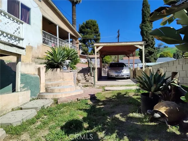 2817 Montecito ST, Lincoln Heights, CA 90031