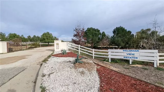 41120 Jojoba Hills CIR, Aguanga, CA 92536