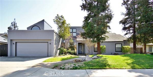 1956 Richert AVE, Clovis, CA 93611