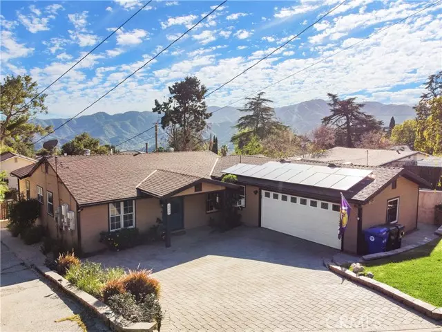 2830 Adams ST, La Crescenta, CA 91214