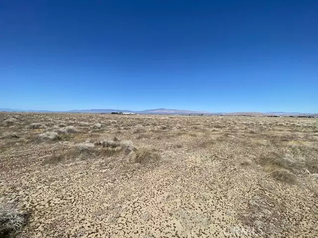 Lancaster, CA 93536,7627 Vac/Ave B2/Vic 7th Stw