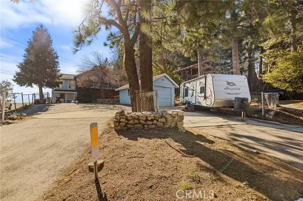 Crestline, CA 92345,22937 Crest Forest DR