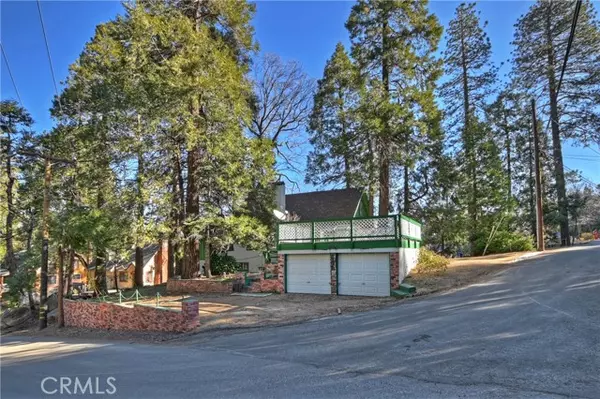 Crestline, CA 92325,24007 Scenic DR