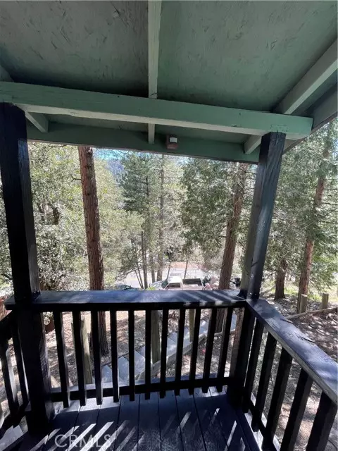 Crestline, CA 92325,440 Thousand Pines RD