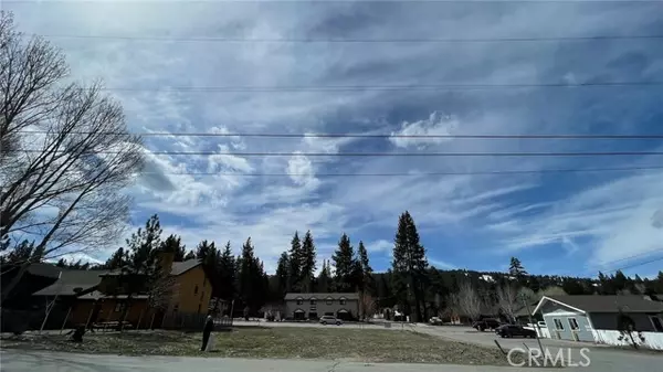 Big Bear Lake, CA 92315,42630 Moonridge RD