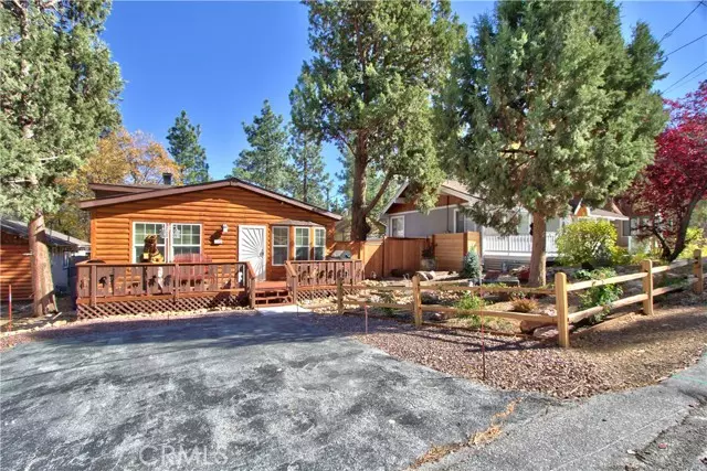 175 Highland LN, Sugarloaf, CA 92386