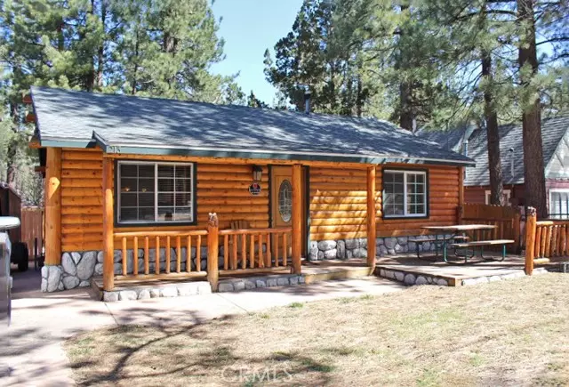 213 E Country Club BLD, Big Bear City, CA 92314