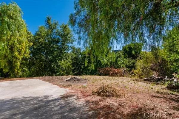 Newbury Park, CA 91320,0 Mc Knight W RD