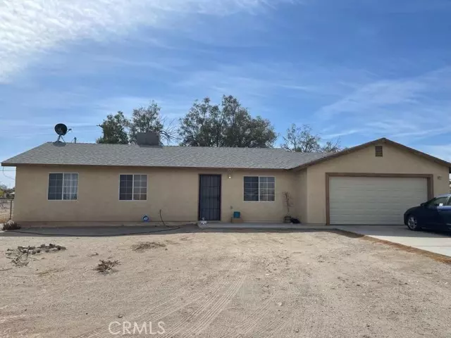 2522 Santa Fe AVE, Thermal, CA 92274