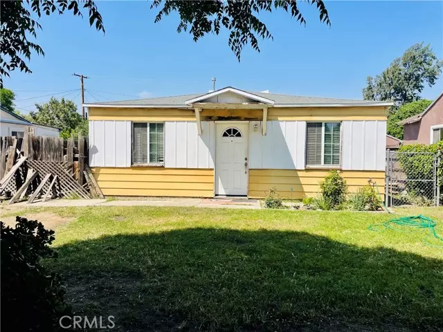 18858 8th ST, Bloomington, CA 92316