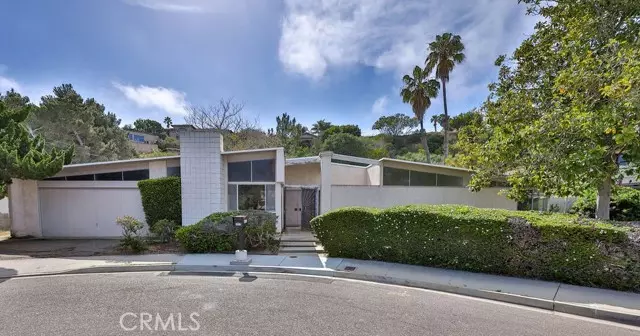 La Jolla, CA 92037,8312 Sugarman DR