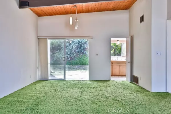 La Jolla, CA 92037,8312 Sugarman DR