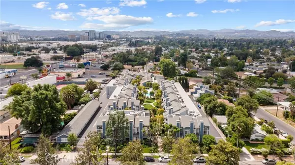 Canoga Park, CA 91303,22040 Gault ST 21