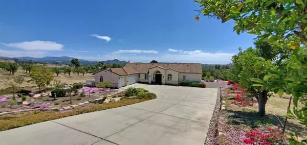 Valley Center, CA 92082,13499 Hilltop PL