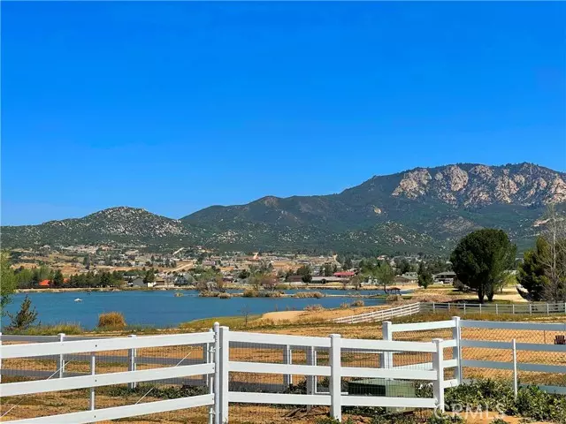 41897 Lakefront DR, Aguanga, CA 92536