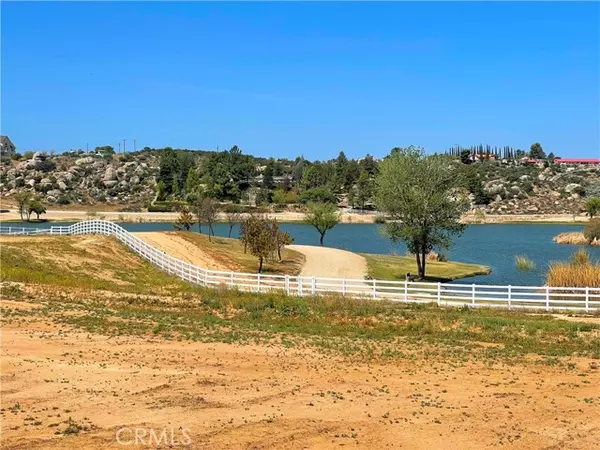 Aguanga, CA 92536,41897 Lakefront DR