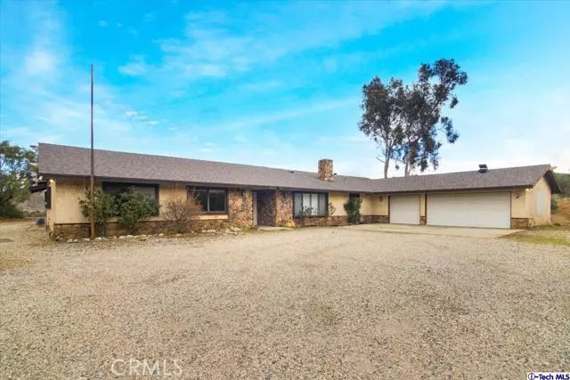 6250 Juniper Crest RD, Agua Dulce, CA 91390