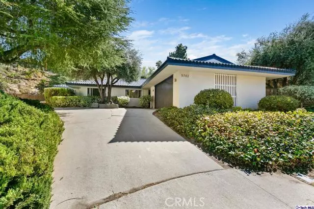 5702 Catherwood DR, La Canada Flintridge, CA 91011