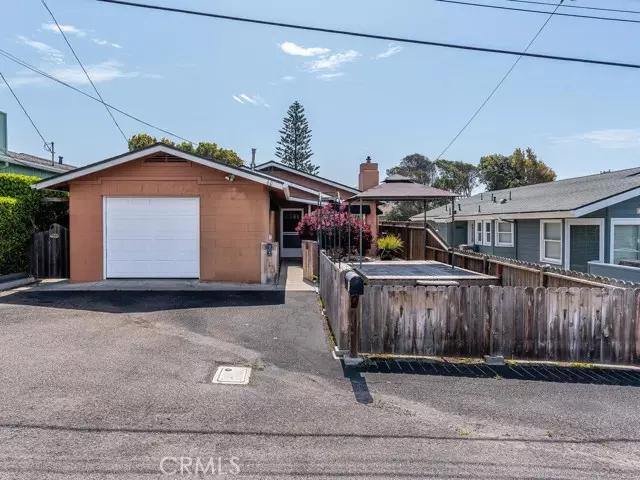 60 10th ST, Cayucos, CA 93430