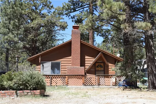 953 F LN, Big Bear City, CA 92314