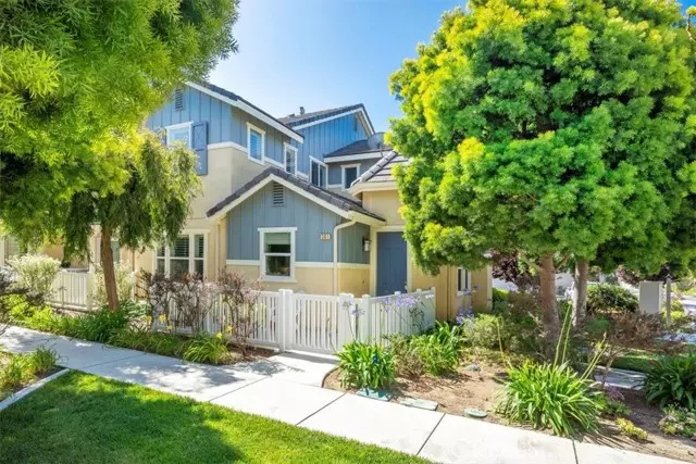 301 Harbor Breeze DR, Port Hueneme, CA 93041
