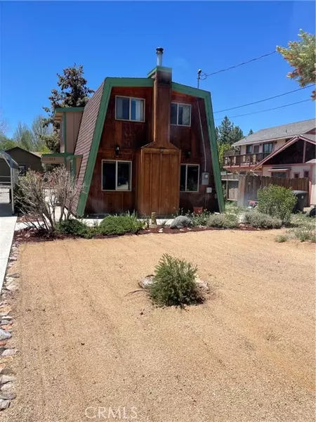 929 Mount Doble DR, Big Bear City, CA 92314