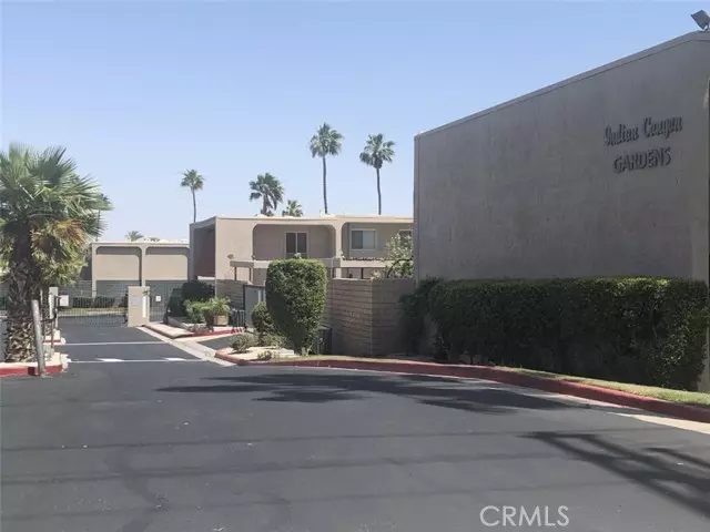 2252 N Indian Canyon DR B, Palm Springs, CA 92262