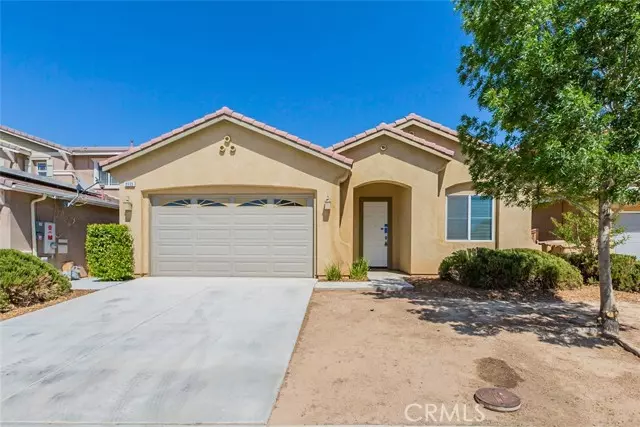 8935 Guadalupe AVE, Oak Hills, CA 92344