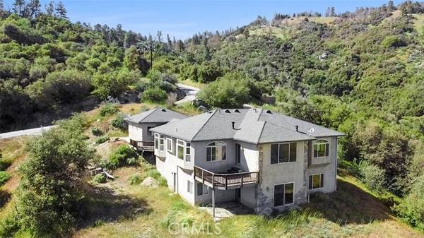 25250 Deertrail DR, Tehachapi, CA 93561