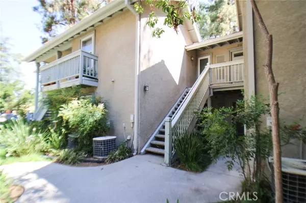 Canoga Park, CA 91303,7120 Carlson CIR 268