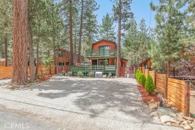 646 Cedar LN, Sugarloaf, CA 92386