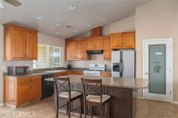 Corning, CA 96021,23915 Citrus RD